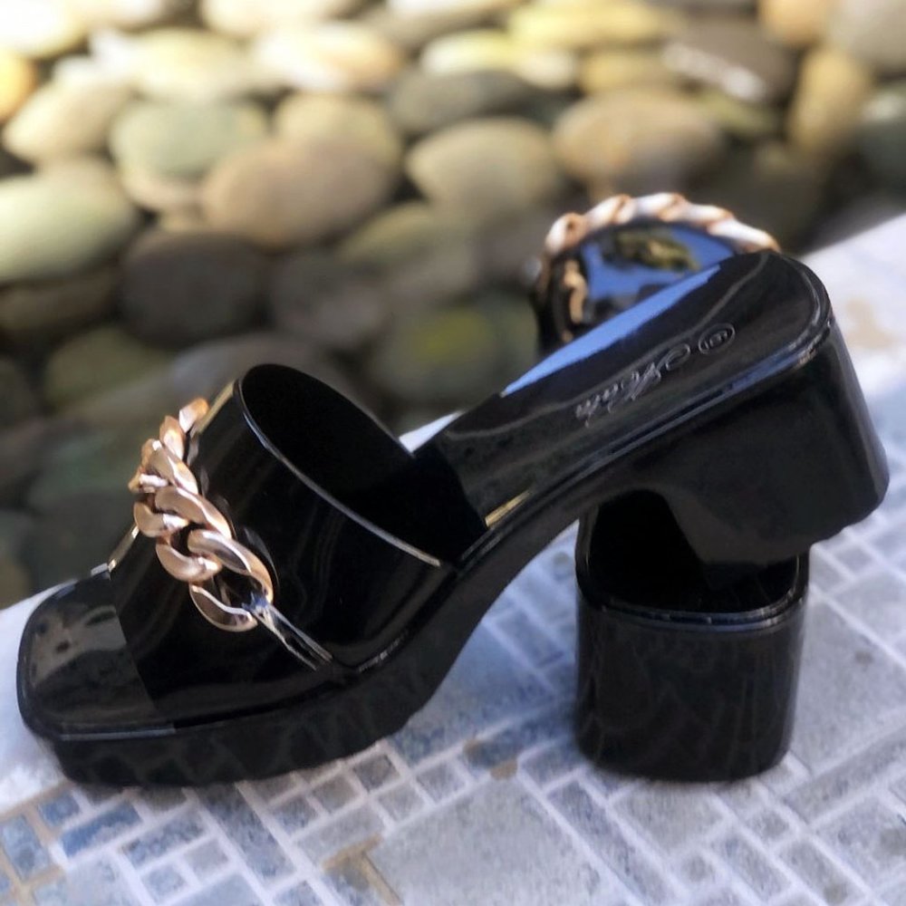 NEW Black Gold Chain Jelly Rubber Block Heel Platform Slip On Slides Sandals - Picture 5 of 10